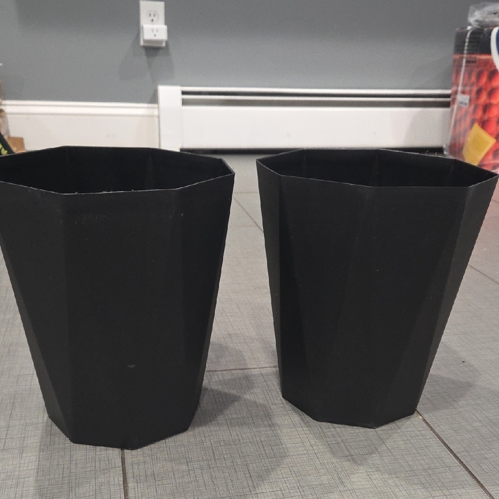 2 Pc Black Geometric Wastebasket Set